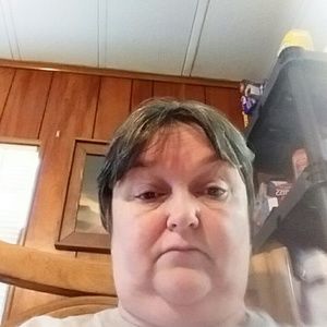 Meet your Posher, Cynthia